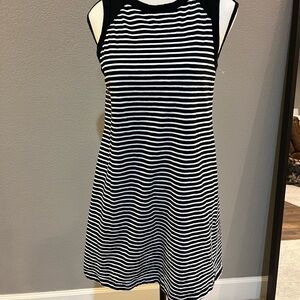 EVEREVE Black and White Striped Sleeveless Dress